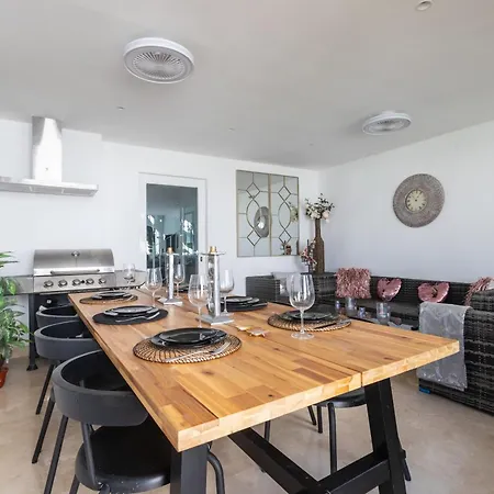 Будинок відпочинку Casa Aloha 18 Puerto Banus